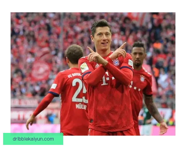 莱万多夫斯基在拜仁慕尼黑生涯表现稳健，持续为球队贡献进球。